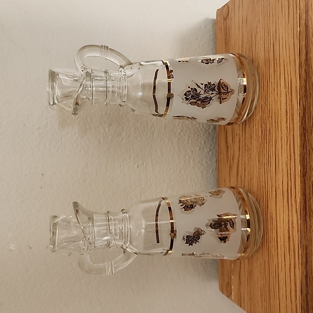 Vintage Anchor Hocking Oil And Vinegar Set